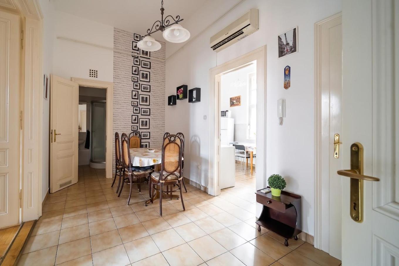 Tomka Apartman Szegedin Exterior foto